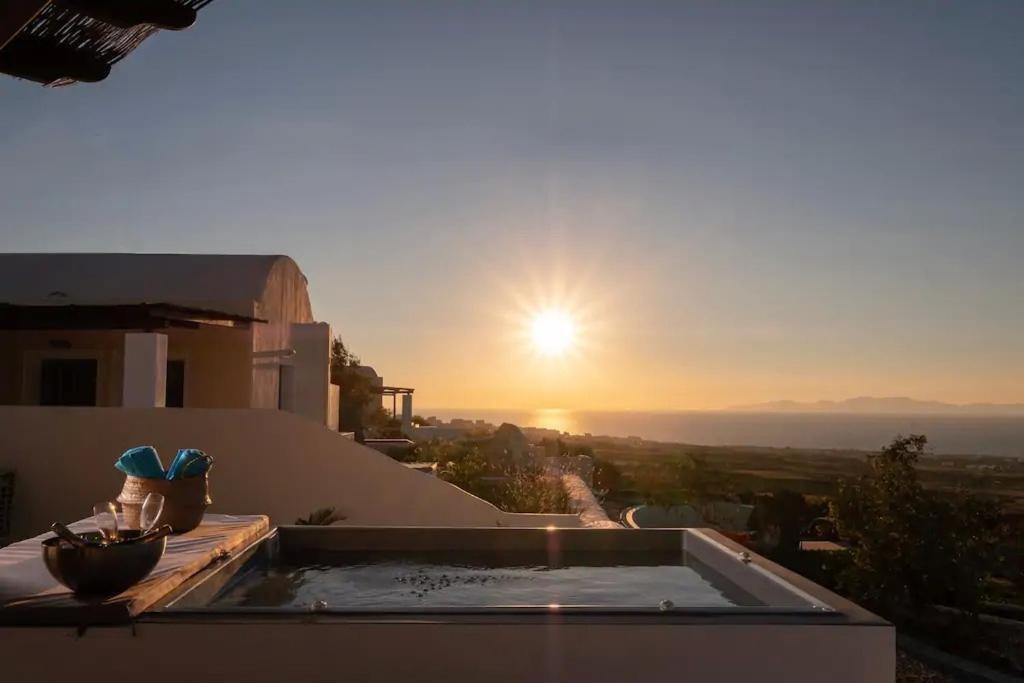 Gtk Santorini Oia Sunset Villas Tholos  Exteriör bild